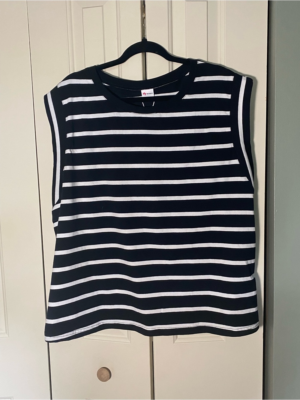 Classic Black & White Striped Cap Sleeve Top Sz XXL